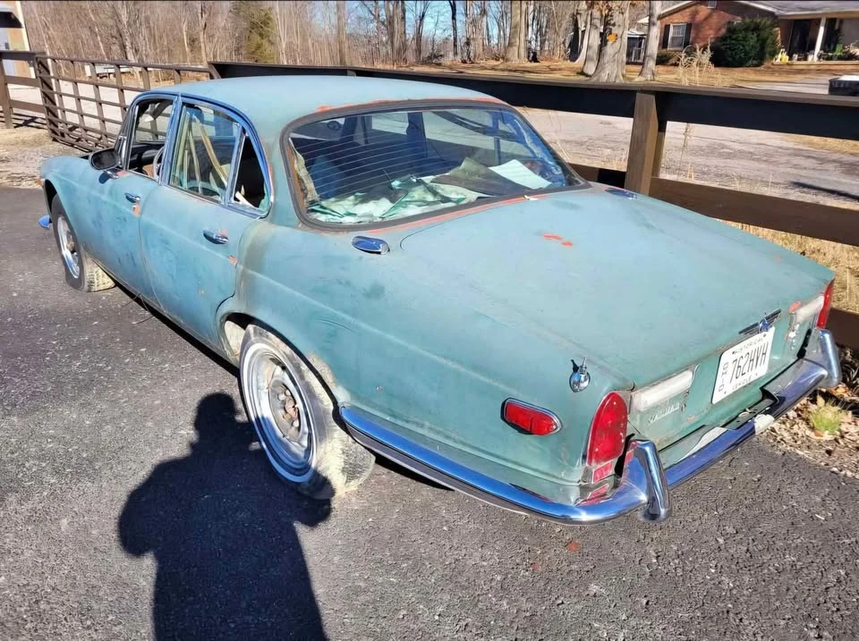 1970 Jaguar XJ - Image 4 of 8