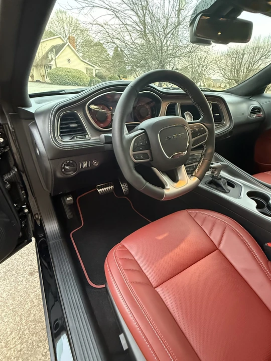 2023 Dodge Challenger SRT Hellcat 3rd Gen - Image 25 of 31