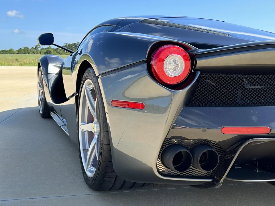 2014 Ferrari LaFerrari - Image 30 of 31