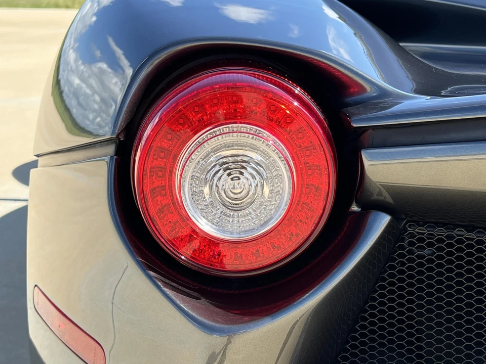 2014 Ferrari LaFerrari - Image 31 of 31