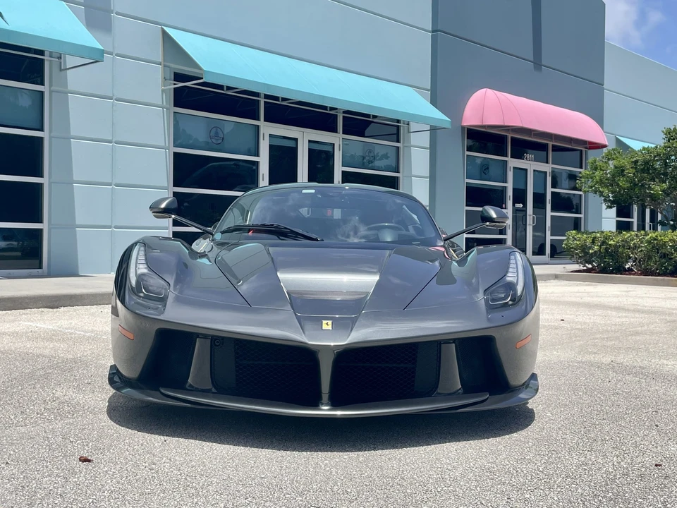 2014 Ferrari LaFerrari - Image 22 of 31