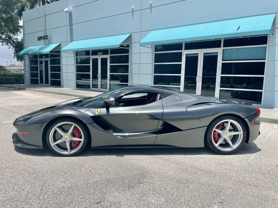 2014 Ferrari LaFerrari - Image 19 of 31