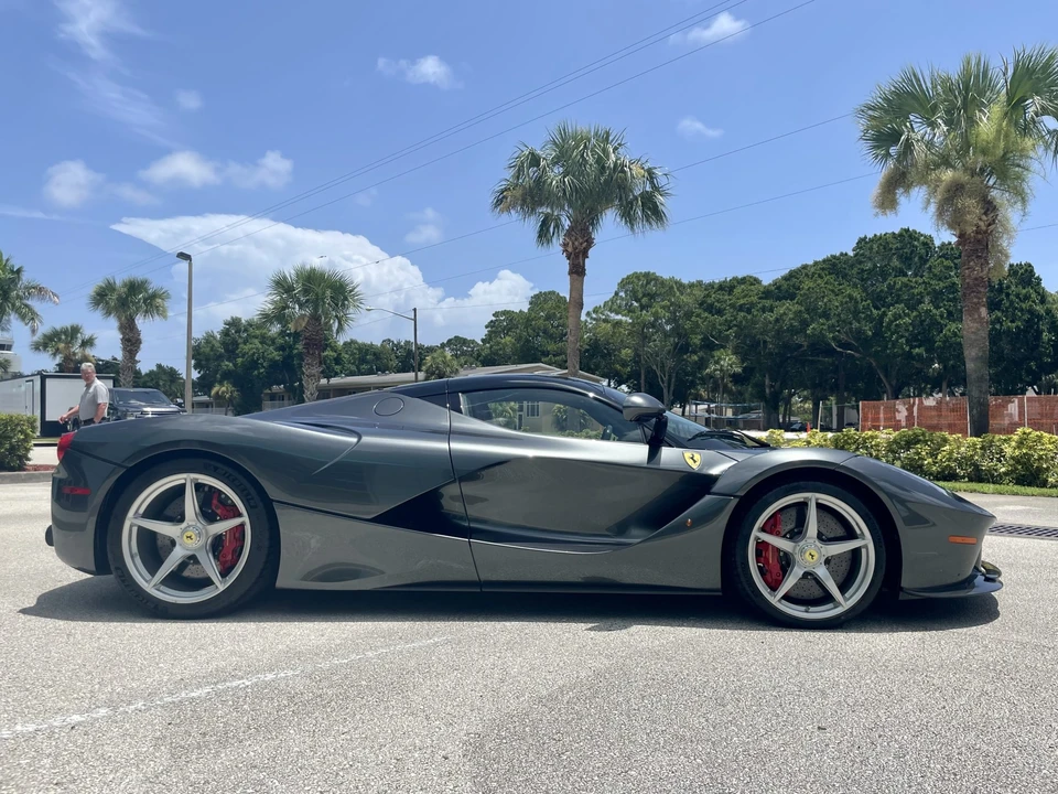 2014 Ferrari LaFerrari - Image 20 of 31