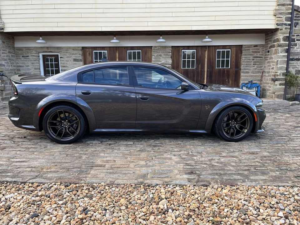 2021 Dodge Charger SRT Hellcat 7th Gen - Image 9 of 31