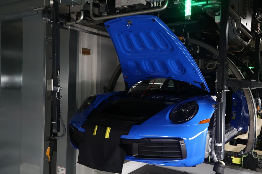 2024 Porsche 992 Carrera T - Image 6 of 20