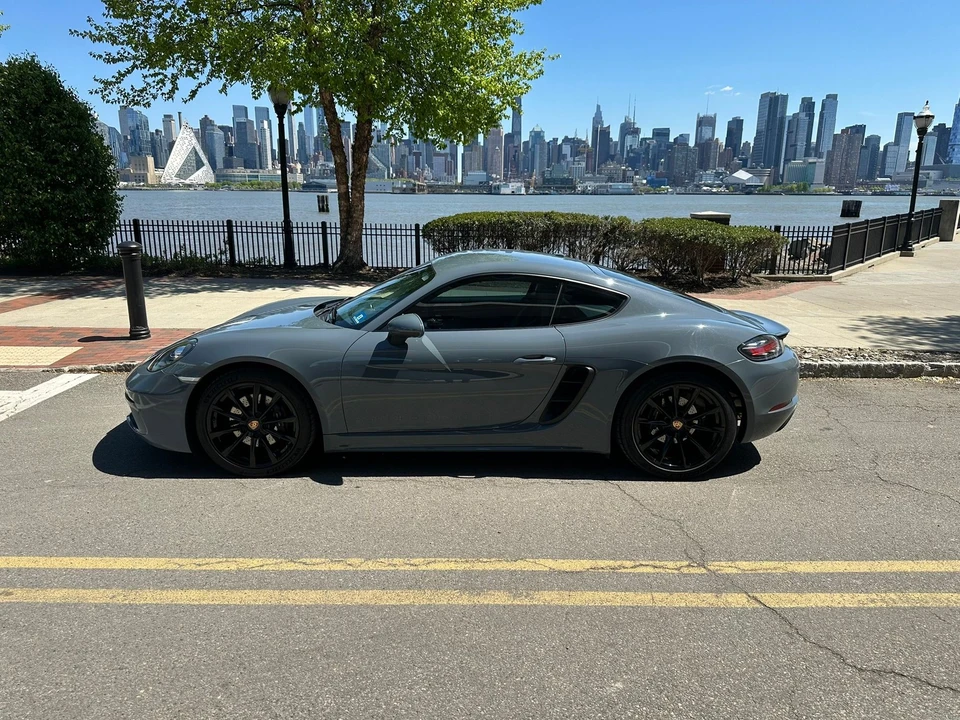2017 Porsche 718 Cayman - Image 5 of 21