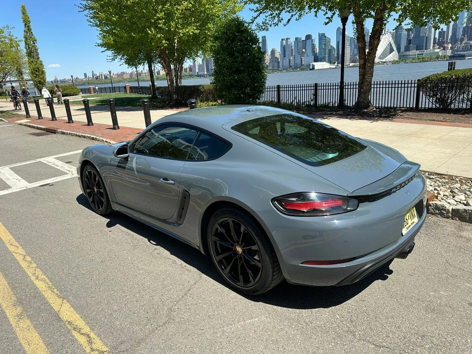 2017 Porsche 718 Cayman - Image 3 of 21