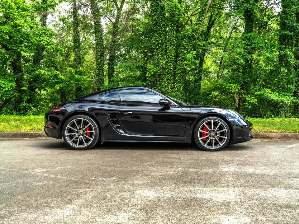 2017 Porsche 718 Cayman S - Image 2 of 31