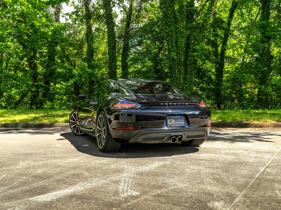 2017 Porsche 718 Cayman S - Image 8 of 31
