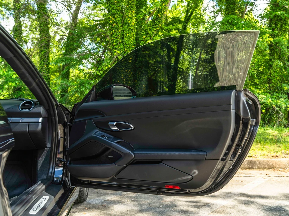 2017 Porsche 718 Cayman S - Image 22 of 31