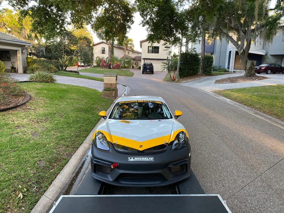 2021 Porsche 718 Cayman - Image 6 of 7