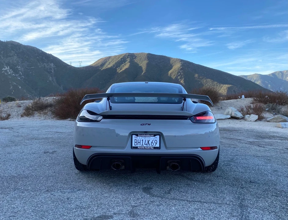 2020 Porsche 718 Cayman GT4 - Image 6 of 7