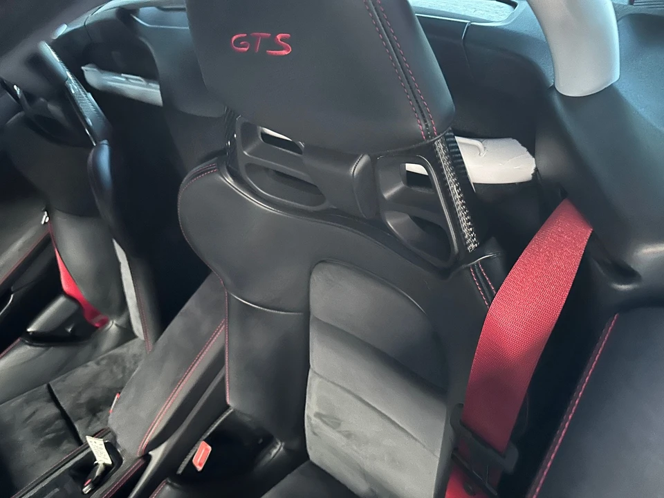 2019 Parts & Memorabilia Seats & Interior - Image 6 of 13