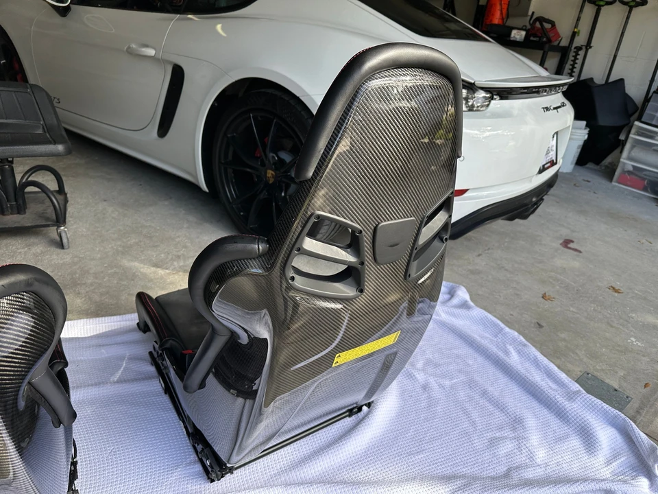2019 Parts & Memorabilia Seats & Interior - Image 11 of 13