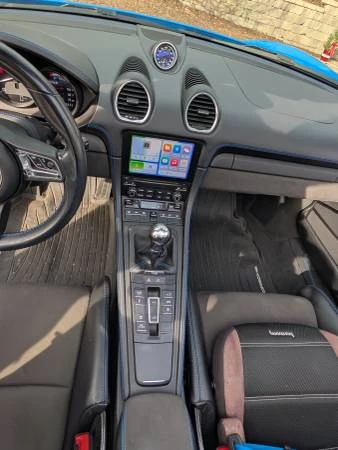 2022 Porsche 718 Boxster Spyder - Image 15 of 15