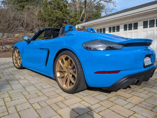 2022 Porsche 718 Boxster Spyder - Image 8 of 15