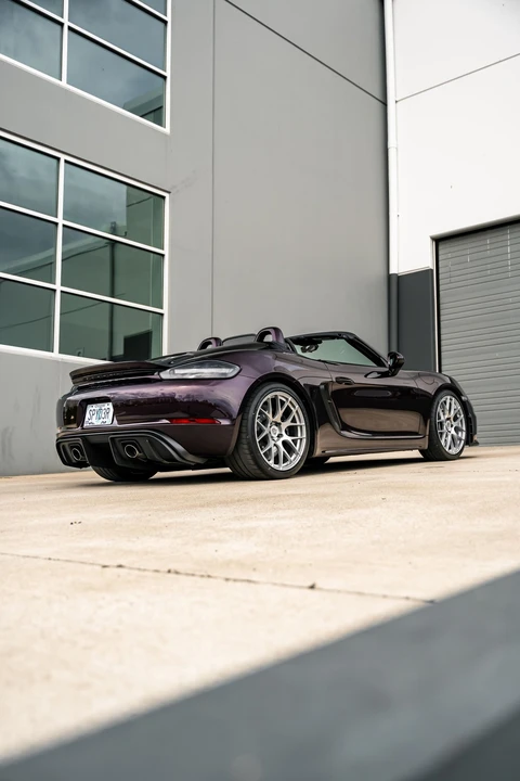 2022 Porsche 718 Boxster Spyder - Image 6 of 11