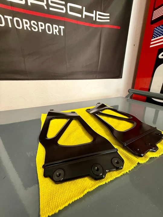 Parts & Memorabilia Bodywork - Image 2 of 4