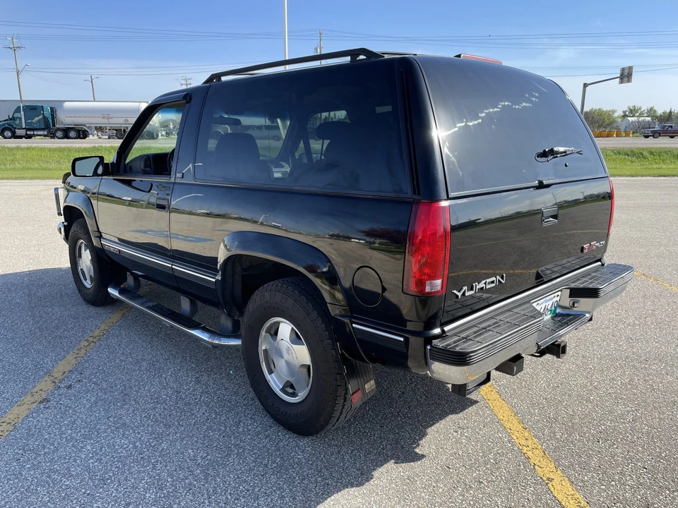 1995 GMC Yukon 1st Gen - Image 8 of 31