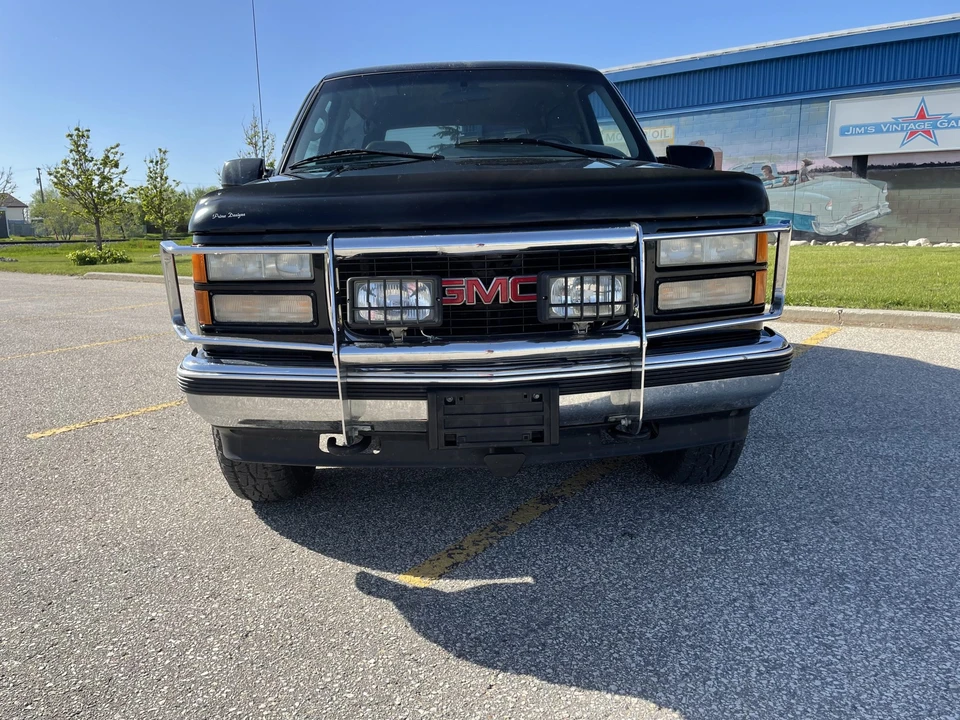 1995 GMC Yukon 1st Gen - Image 3 of 31