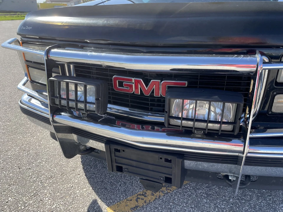 1995 GMC Yukon 1st Gen - Image 26 of 31