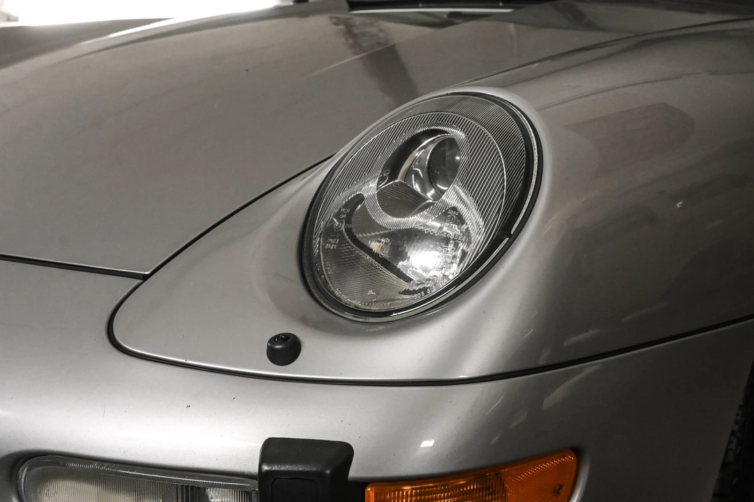 1997 Porsche 993 Carrera - Image 10 of 31