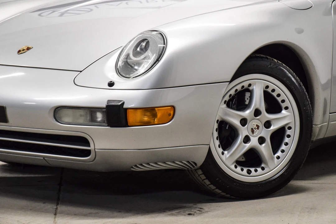 1997 Porsche 993 Carrera - Image 8 of 31