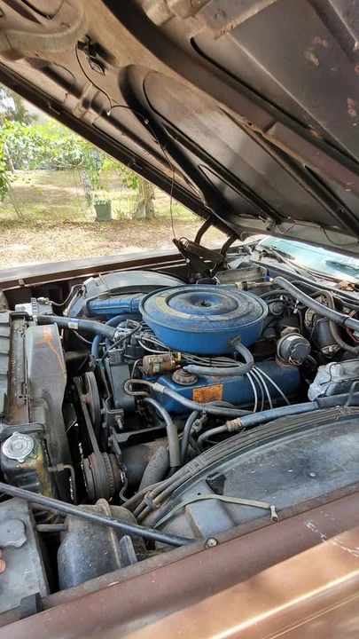 Lincoln Continental Mark IV - Image 8 of 10