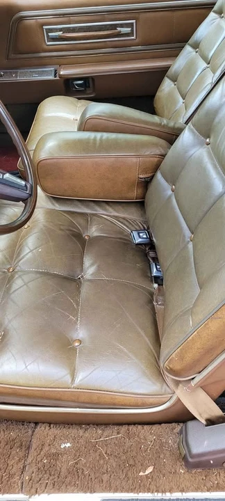 Lincoln Continental Mark IV - Image 4 of 10