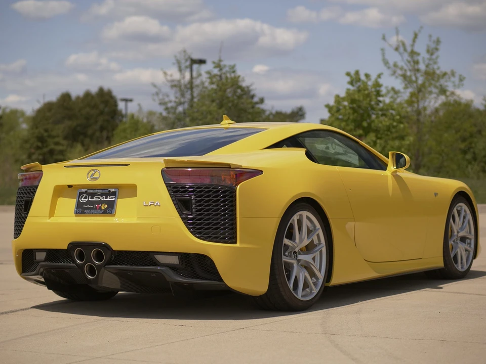 2012 Lexus LFA - Image 28 of 31