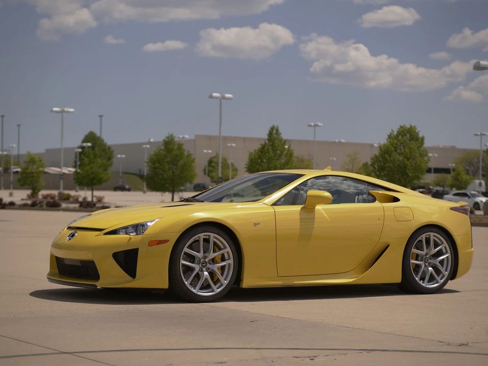 2012 Lexus LFA - Image 13 of 31