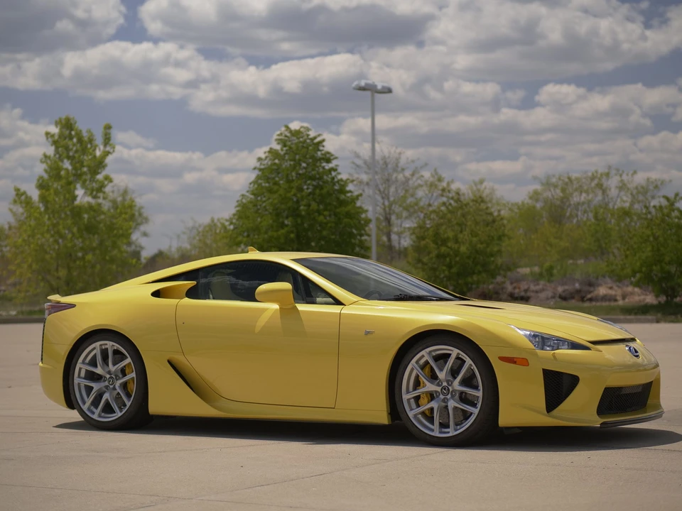 2012 Lexus LFA - Image 3 of 31