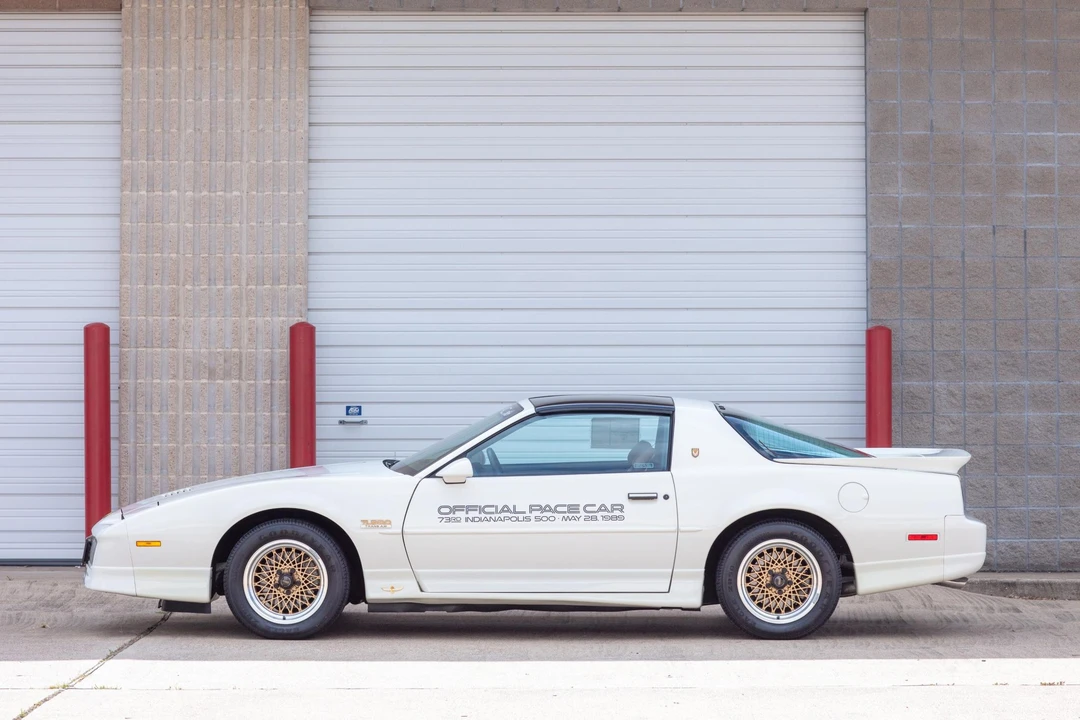 1989 Pontiac Firebird Trans Am 3rd Gen - Image 4 of 31