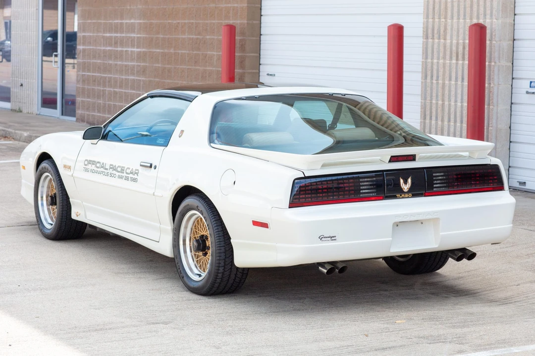 1989 Pontiac Firebird Trans Am 3rd Gen - Image 10 of 31