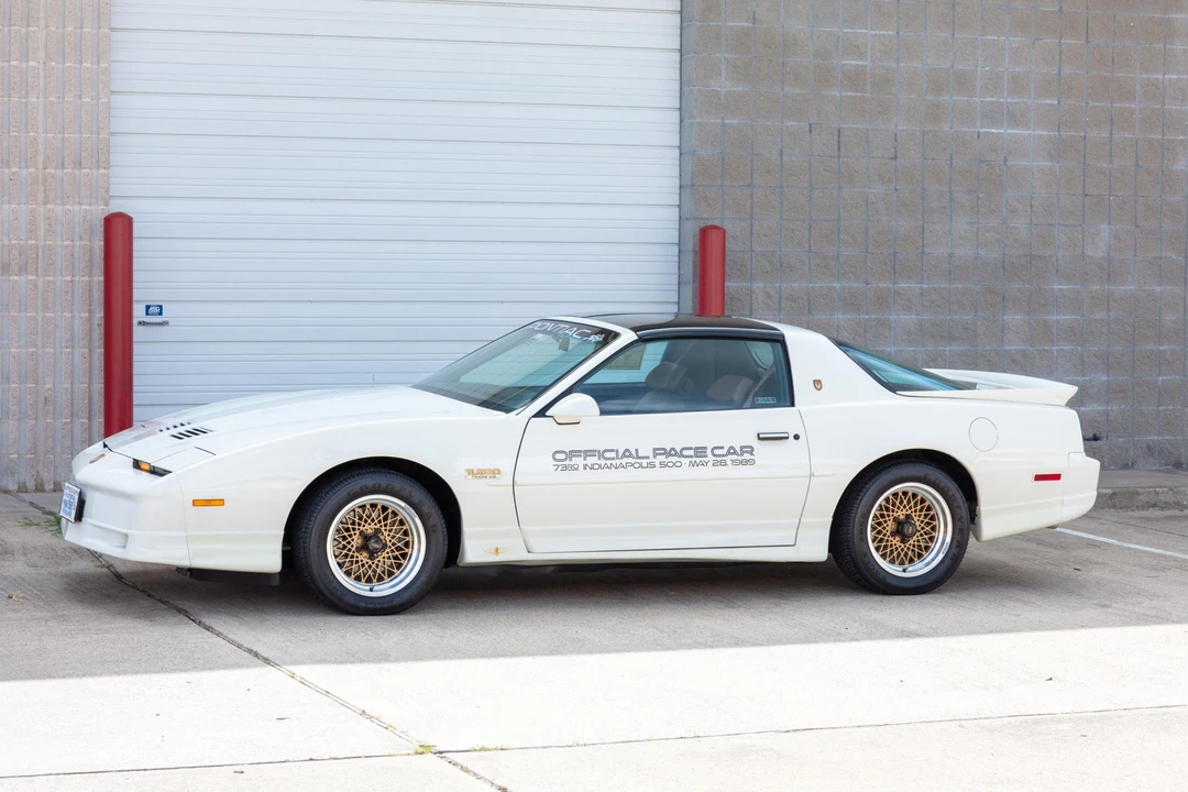 1989 Pontiac Firebird Trans Am 3rd Gen - Image 6 of 31