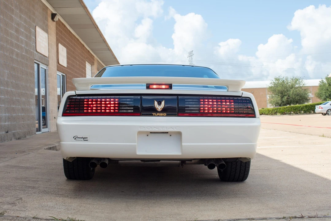 1989 Pontiac Firebird Trans Am 3rd Gen - Image 12 of 31