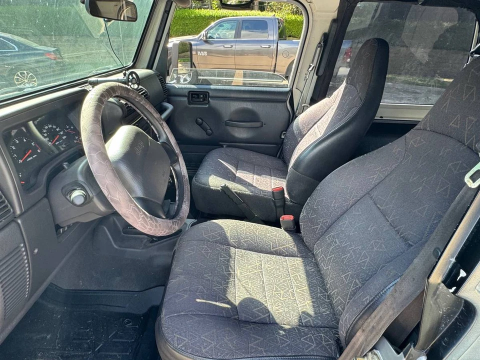 2001 Jeep TJ Wrangler - Image 5 of 8