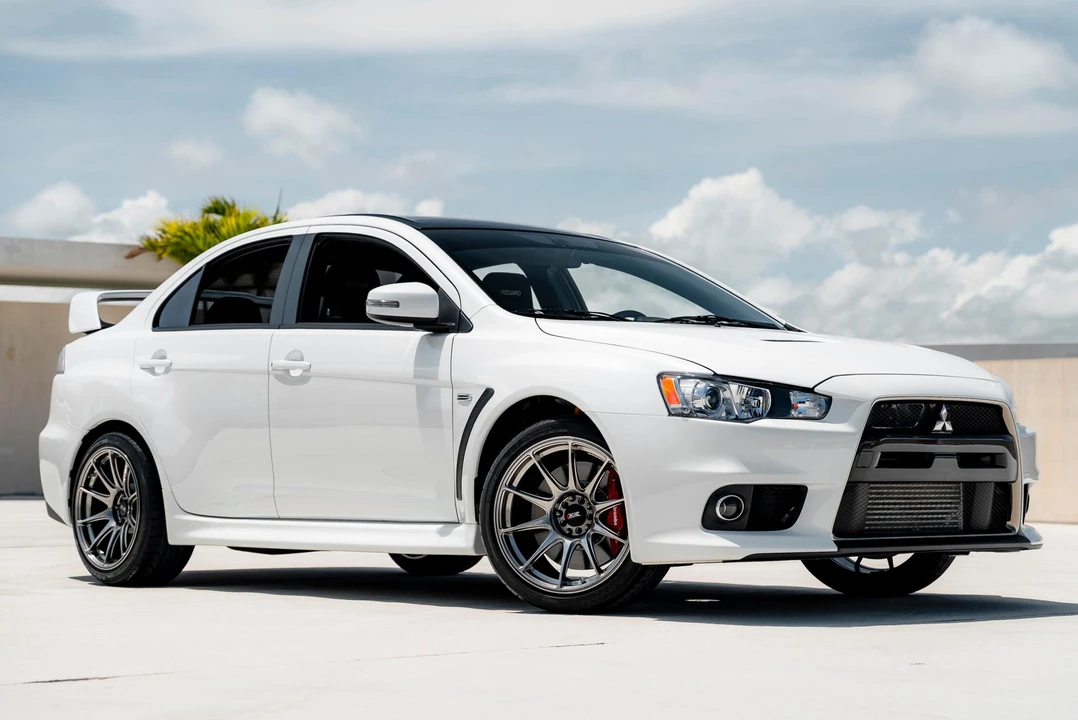 2015 Mitsubishi Lancer Evolution X 9th Gen - Image 10 of 31