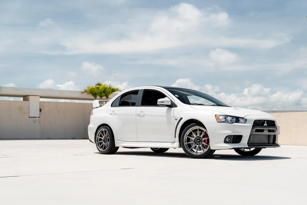 2015 Mitsubishi Lancer Evolution X 9th Gen - Image 9 of 31