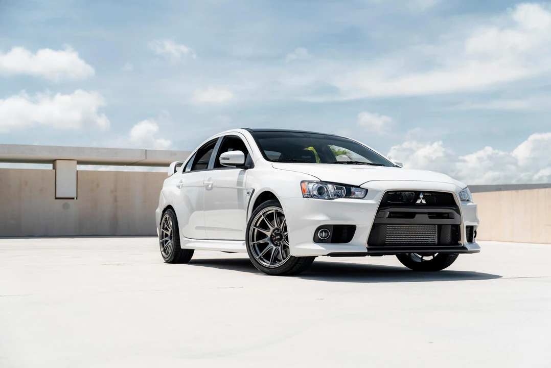 2015 Mitsubishi Lancer Evolution X 9th Gen - Image 5 of 31