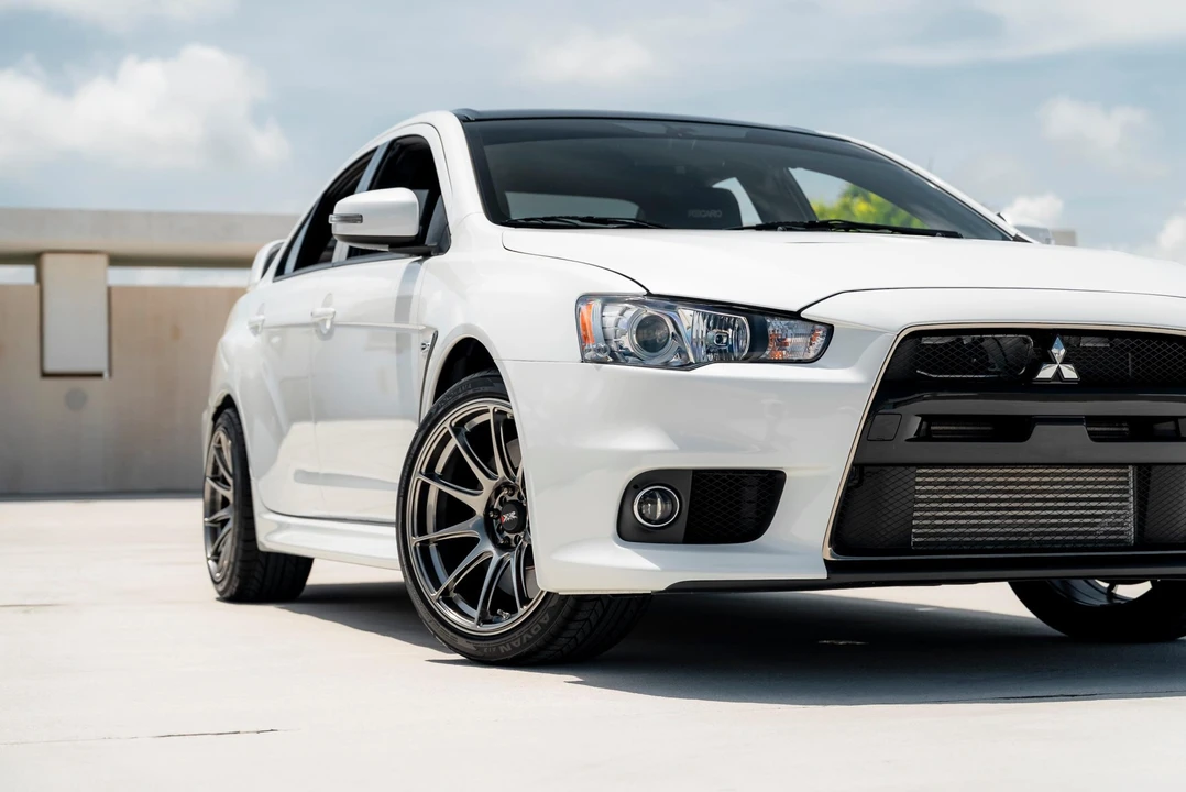 2015 Mitsubishi Lancer Evolution X 9th Gen - Image 19 of 31