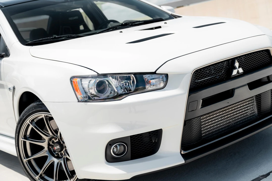 2015 Mitsubishi Lancer Evolution X 9th Gen - Image 20 of 31