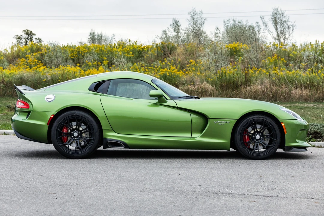2017 Dodge Viper 5th Gen - Image 11 of 31