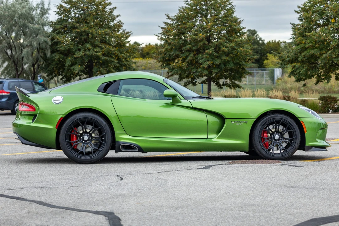 2017 Dodge Viper 5th Gen - Image 10 of 31