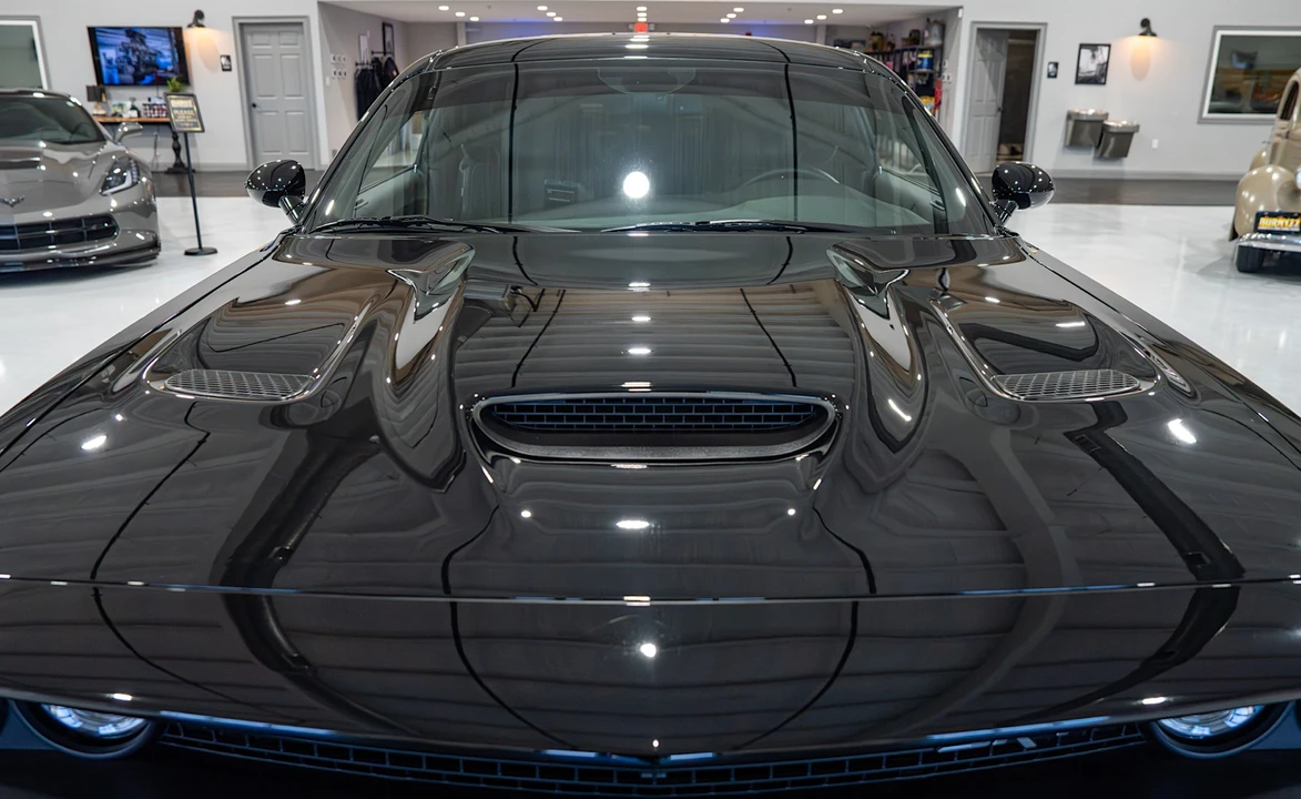 2017 Dodge Challenger SRT Hellcat 3rd Gen - Image 24 of 31