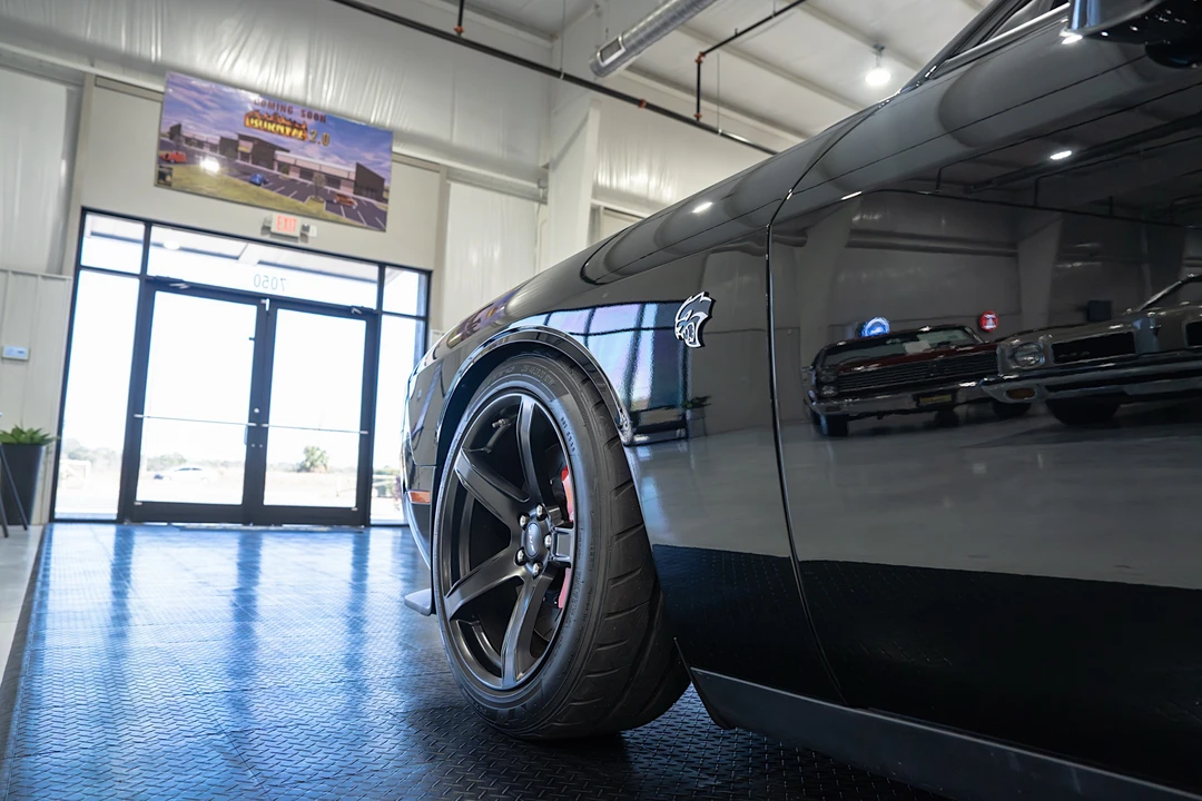 2017 Dodge Challenger SRT Hellcat 3rd Gen - Image 28 of 31