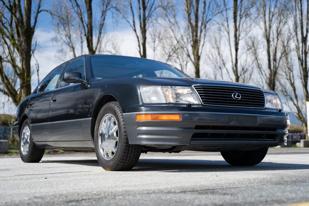 1997 Lexus LS 2nd Gen - Image 8 of 31