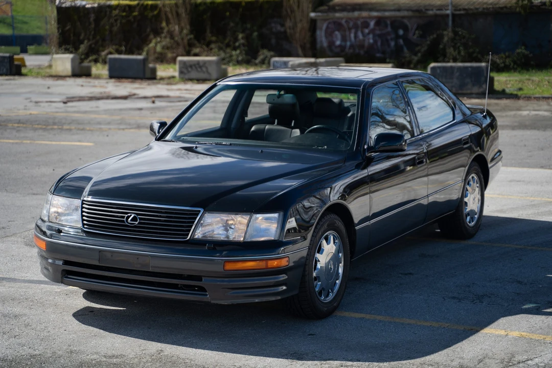 1997 Lexus LS 2nd Gen - Image 5 of 31
