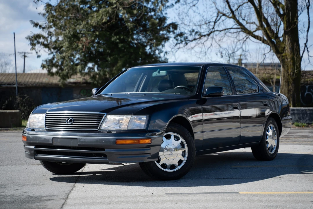 1997 Lexus LS 2nd Gen - Image 4 of 31