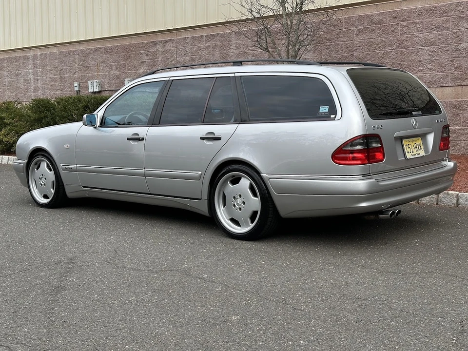 1998 Mercedes-Benz W210 E 36 & E 50 & E 55 & E 60 AMG - Image 24 of 31